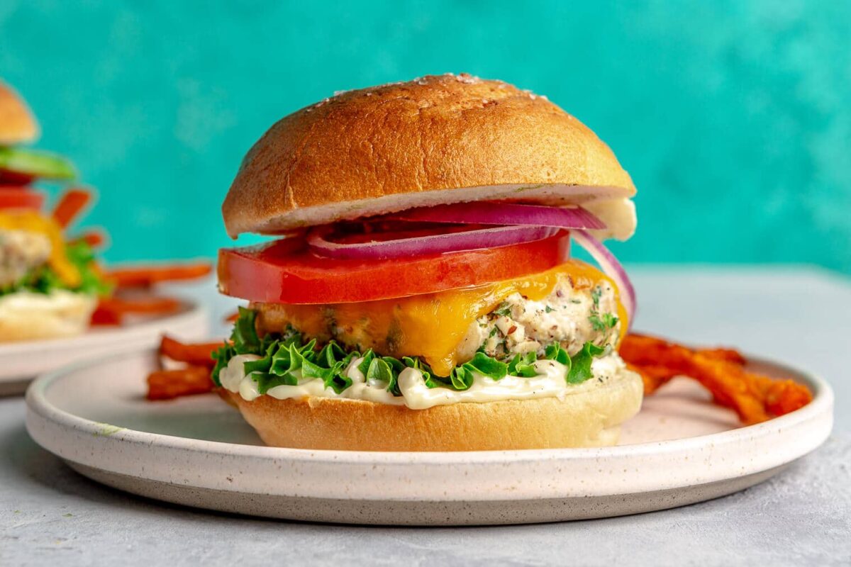 the-best-burgers-made-from-ground-chicken
