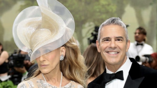 sarah-jessica-parker-and-andy-cohen-are-a-perfect-pair-at-their-first-met-gala-together-in-6-years