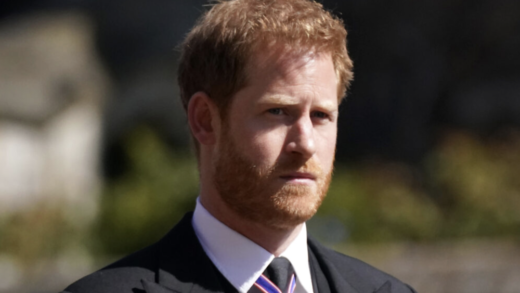 prince-harry-was-left-“furious”-after-king-charles’s-“slap-in-the-face”,-claims-royal-expert