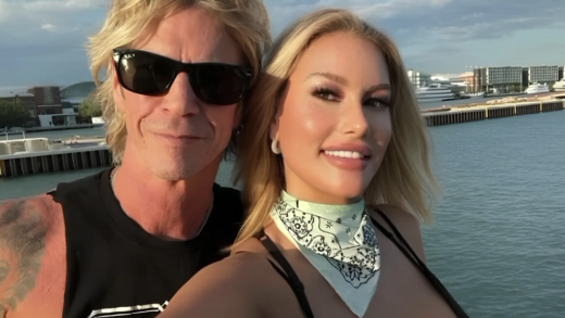 guns-and-roses-bass-player-duff-mckagan-married-the-model-when-she-was-19-years-old-and-lives-happily-in-a-mansion-in-nyc