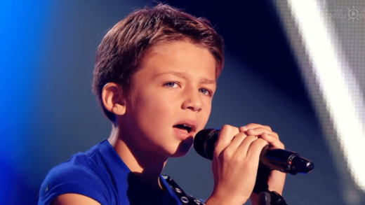 this-kid-will-make-you-cry.-10-year-old-boy-turns-every-seat-on-‘the-voice’-covering-of-‘knockin-‘on-heaven’s-door’