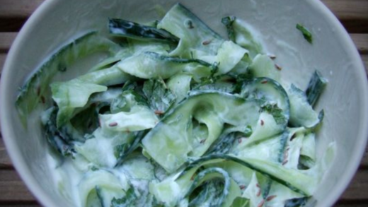 start-your-day-right-with-a-refreshing-cucumber-yogurt-salad