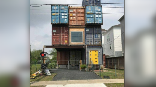 man-uses-11-shipping-containers-to-build-his-2,500-square-foot-dream-house,-and-the-inside-looks-amazing