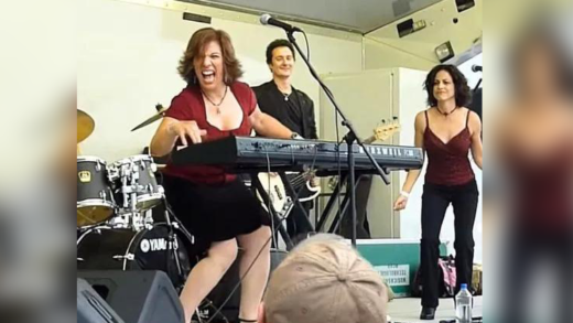 at-the-blues-festival,-a-woman-rocks-the-crowd-like-no-other-boogie-woogie