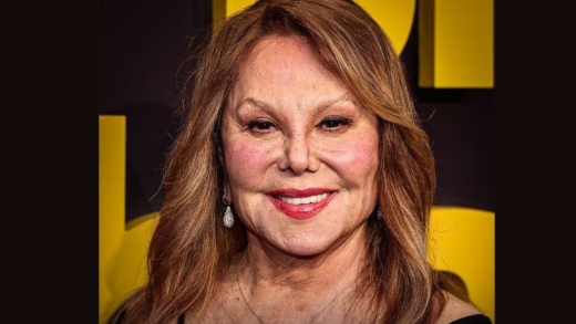 fans-say-marlo-thomas-‘𝔻𝕖𝕤𝕥𝕣-𝟘𝕪𝕖𝕕’-her-beauty-with-surgery:-how-she-would-look-today-naturally