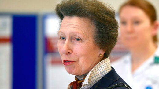 princess-anne-reappears-at-worcestershire-royal-hospital