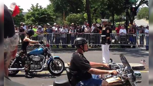 female-biker-stops-in-front-of-the-saluting-marine.-what-she-does-next?-i-couldn’t-stop-crying!